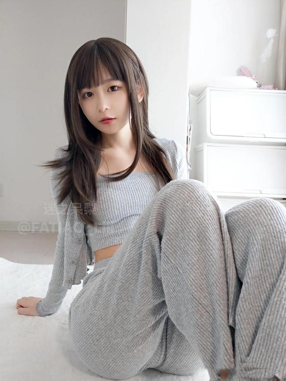 最新原图，最精美cos，全部都在迷之呆梨看图网 - 览春客