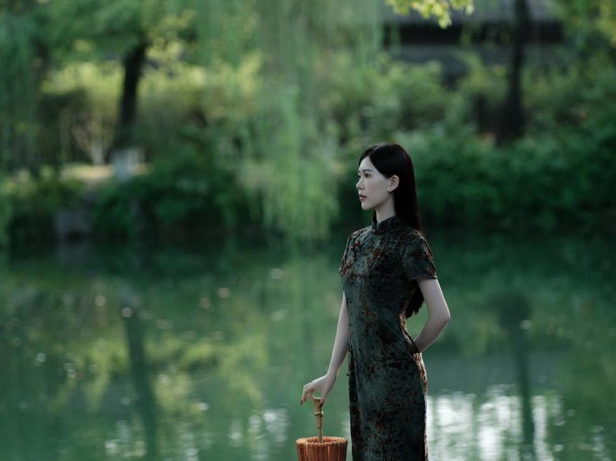 chloe霏霏霏会原图：绝美cosplay作品发布