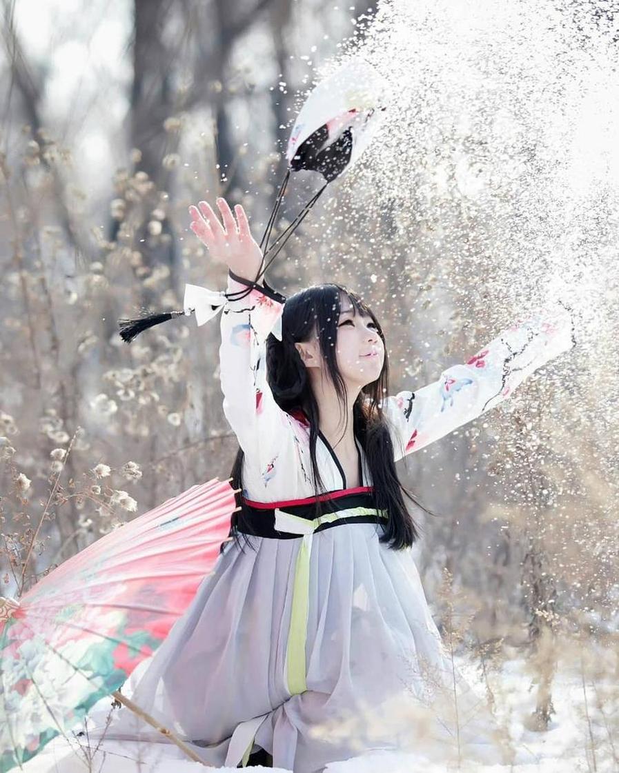Nagisa魔物喵刻晴正片:神秘之力的召唤,cos作品精选分享 - 览春客