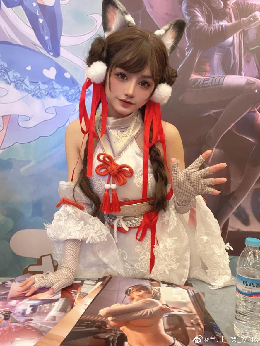 一笑芳香沁资源，给你最美的cos作品