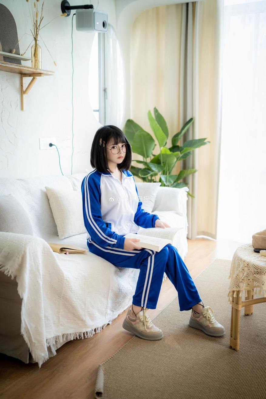 图片级美图，七月喵子壁纸百度超值图包大放送