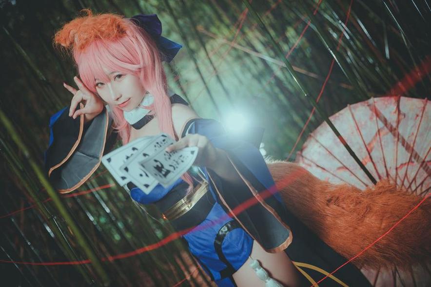 “从从从从鸾VIP闪灵”图包：绚丽多彩的幻想