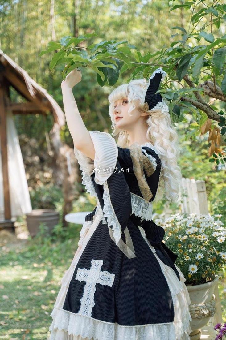 推荐一组好看的美图：仙九airi微博拍摄细腻自然