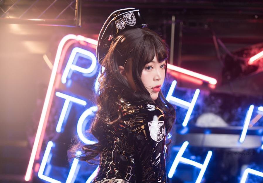 你烨烨24套原图大公开，好看到爆的cos作品全都在这