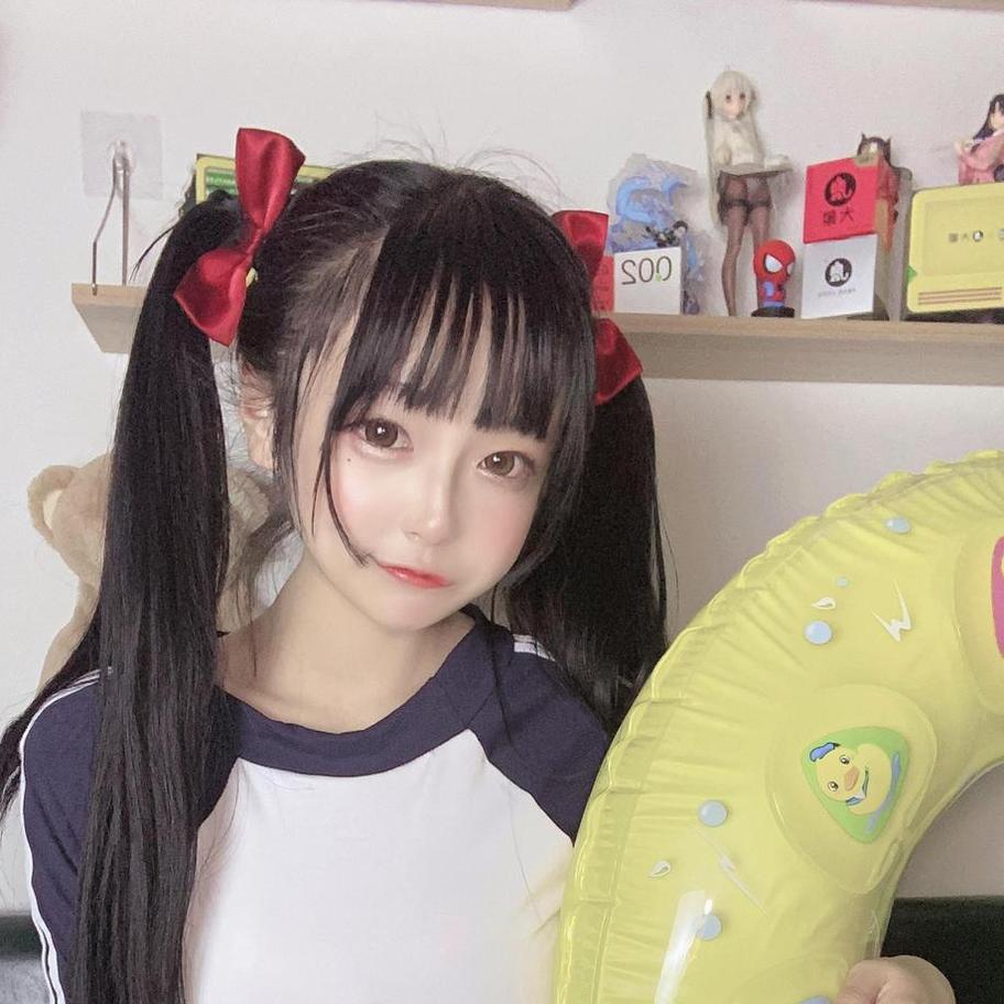 “佳佳好难啊cos酱”最新分享，让你走进cosplay的魅力世界