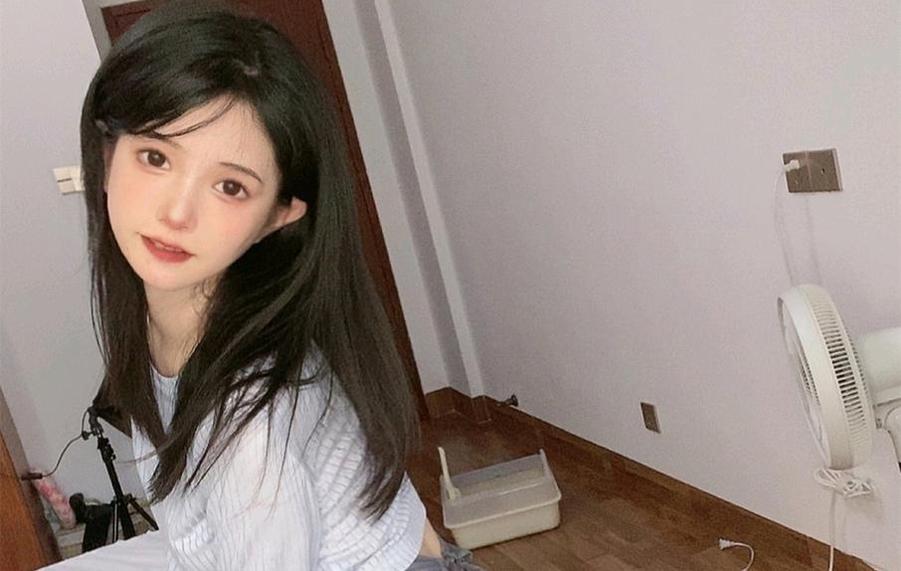 魅惑倦倦喵蓝梅的精美照片盛宴，别错过了