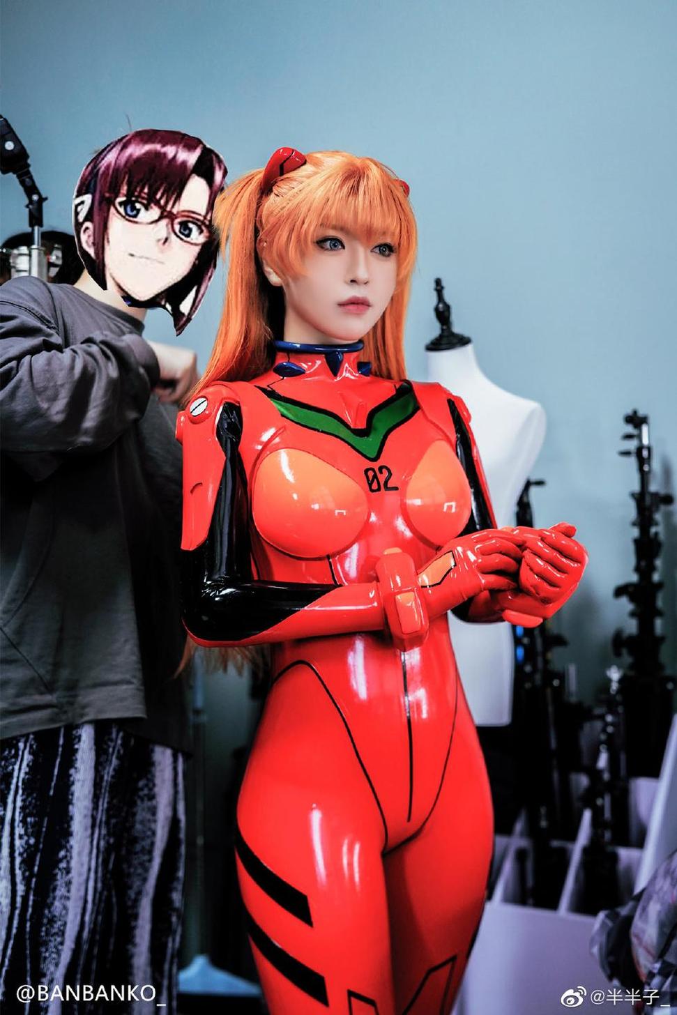 亲手打造的cos作品，半半子与大家分享