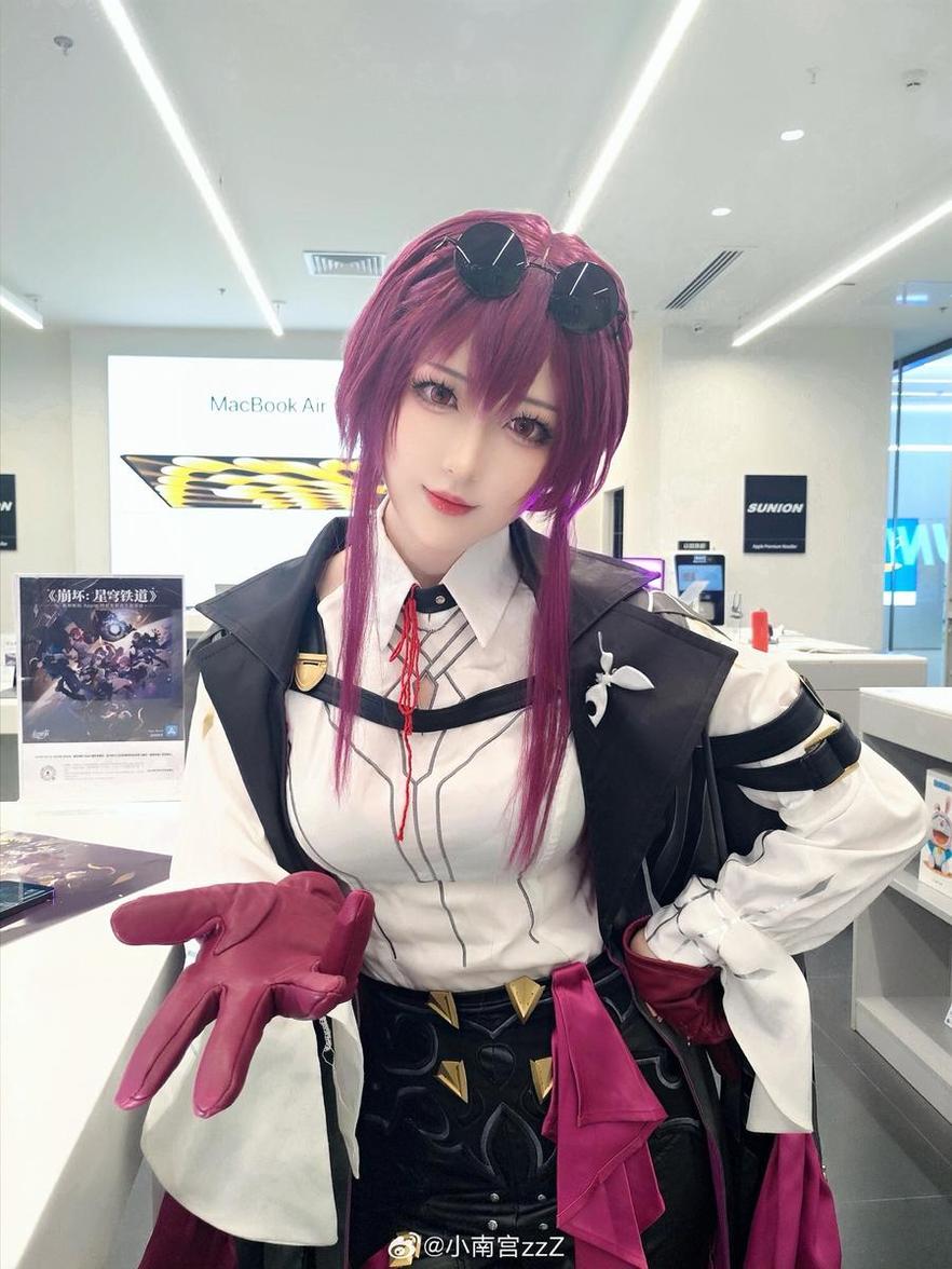 超值图包分享，南宫cos君主呈现最新cos作品精选