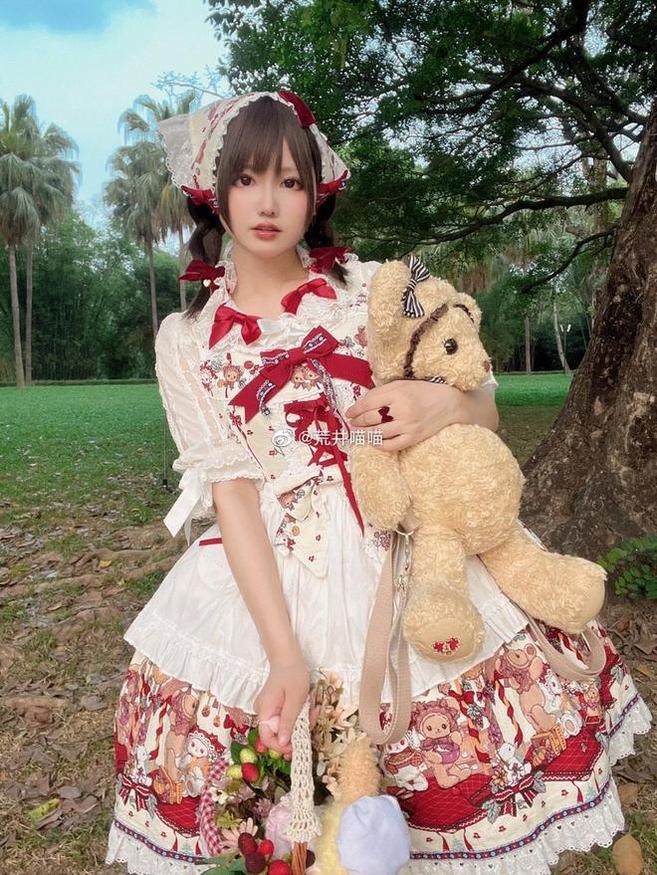 喵子nyako 喵子nyako爱宕cosplay照片,拍摄技艺与造型齐飞