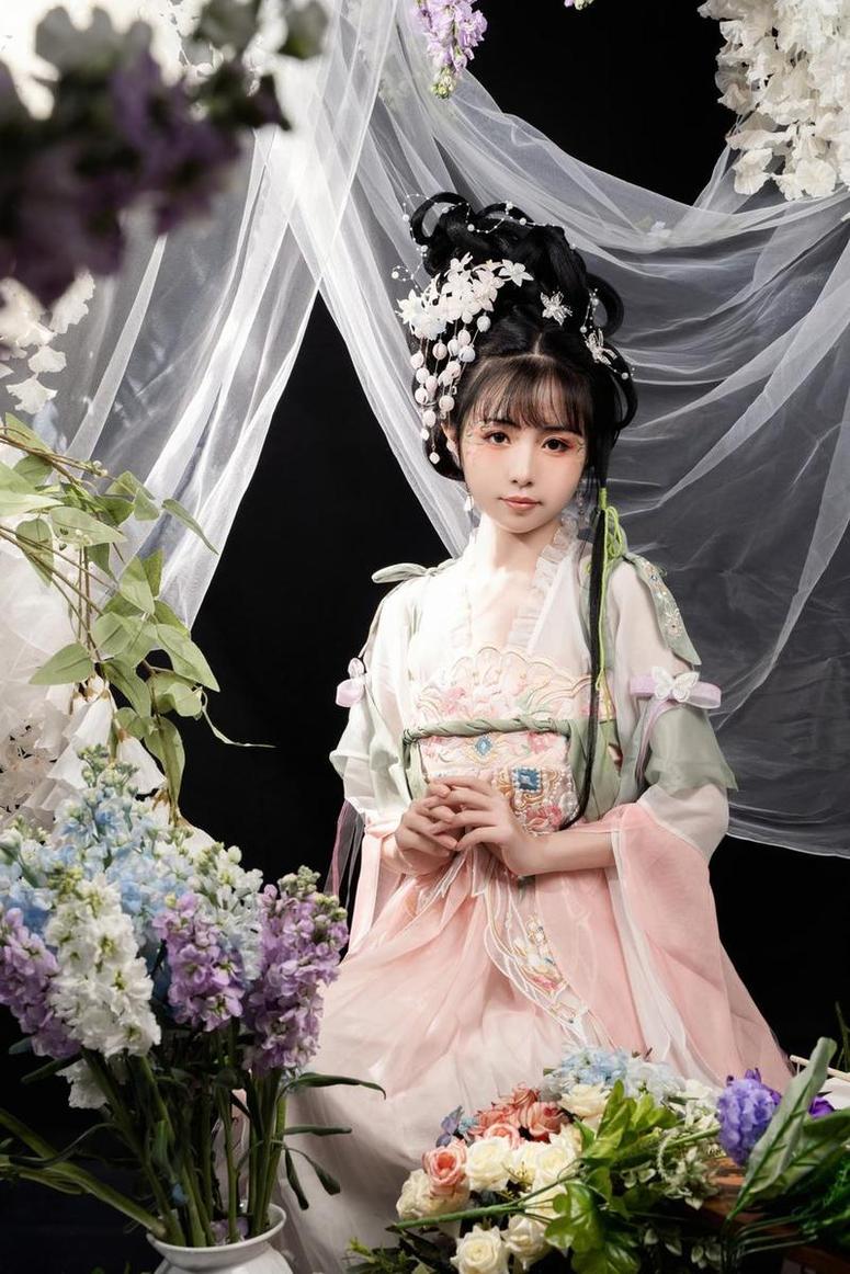 50个喵小吉cos写真，一个更好的cosplay集。