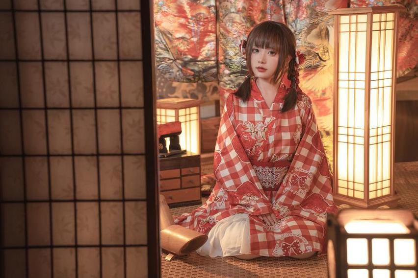 喵小吉 喵小吉花絮完整版:超级美图亮相cos舞台