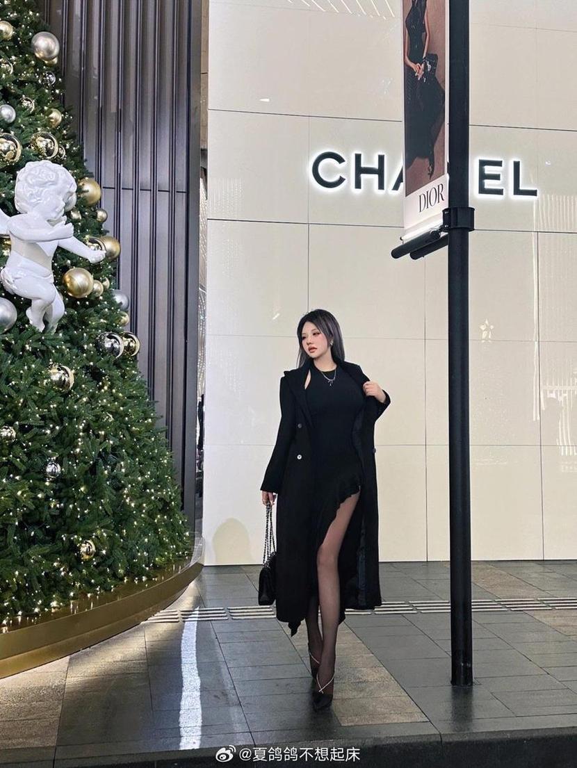 真实记录：夏鸽鸽不想起床温泉的生动照片