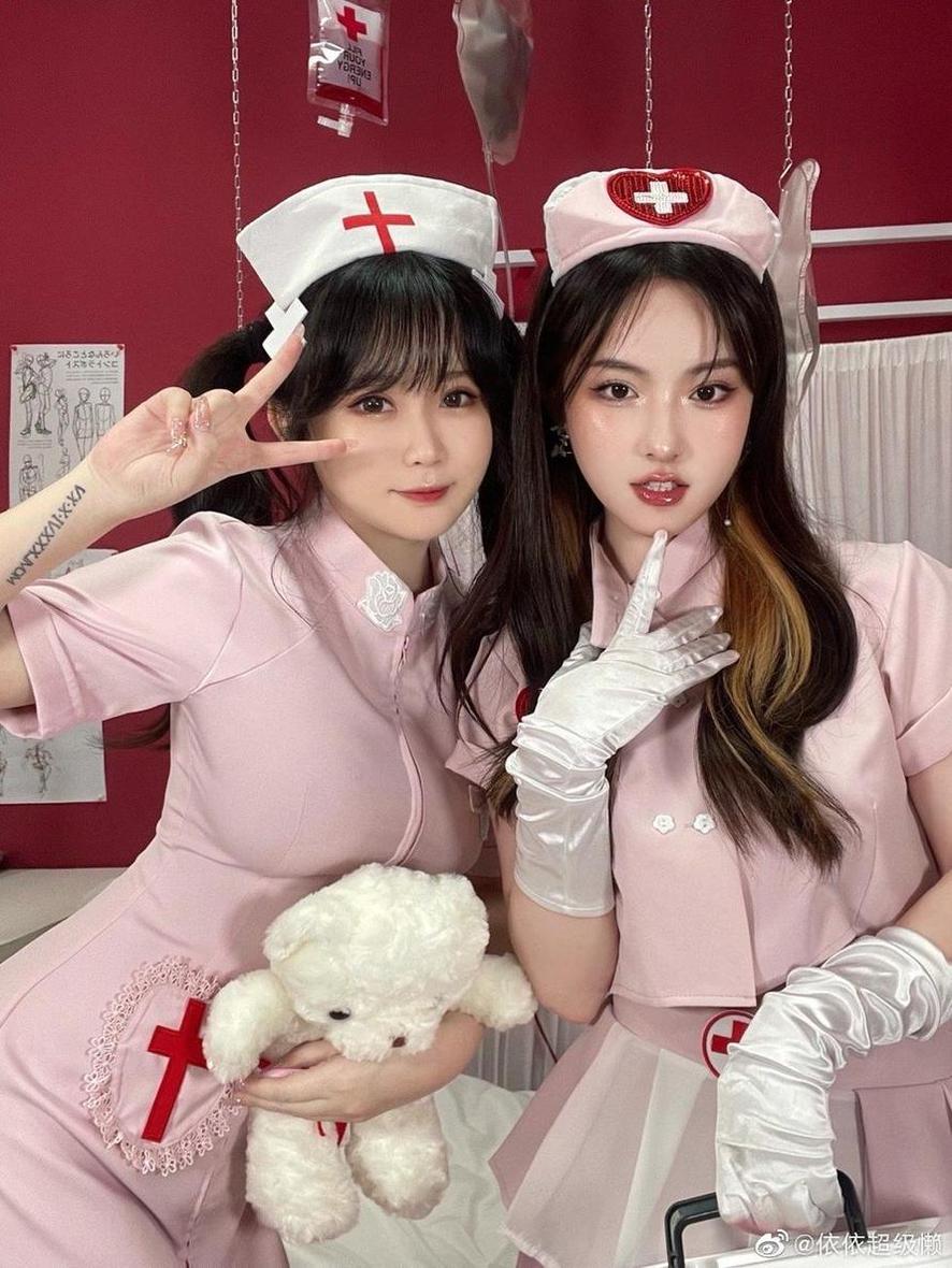 是依酱吖 美艳动人的coser,是依酱吖冬季女友精选照片分享