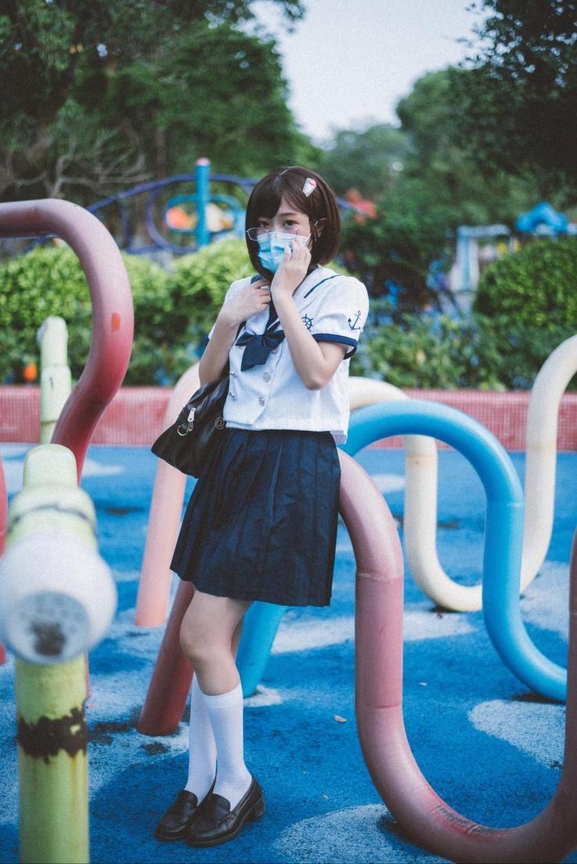 柒柒要乖额 柒柒要乖额泳装:与你分享夏日的美好回忆