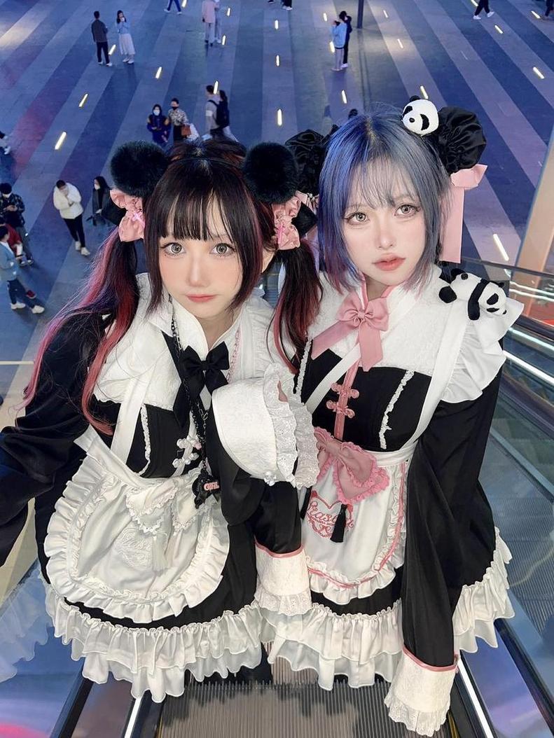 你没见过这些丑陋的浅野菌子的美图：快来看看她如何毁掉每一个cos角色