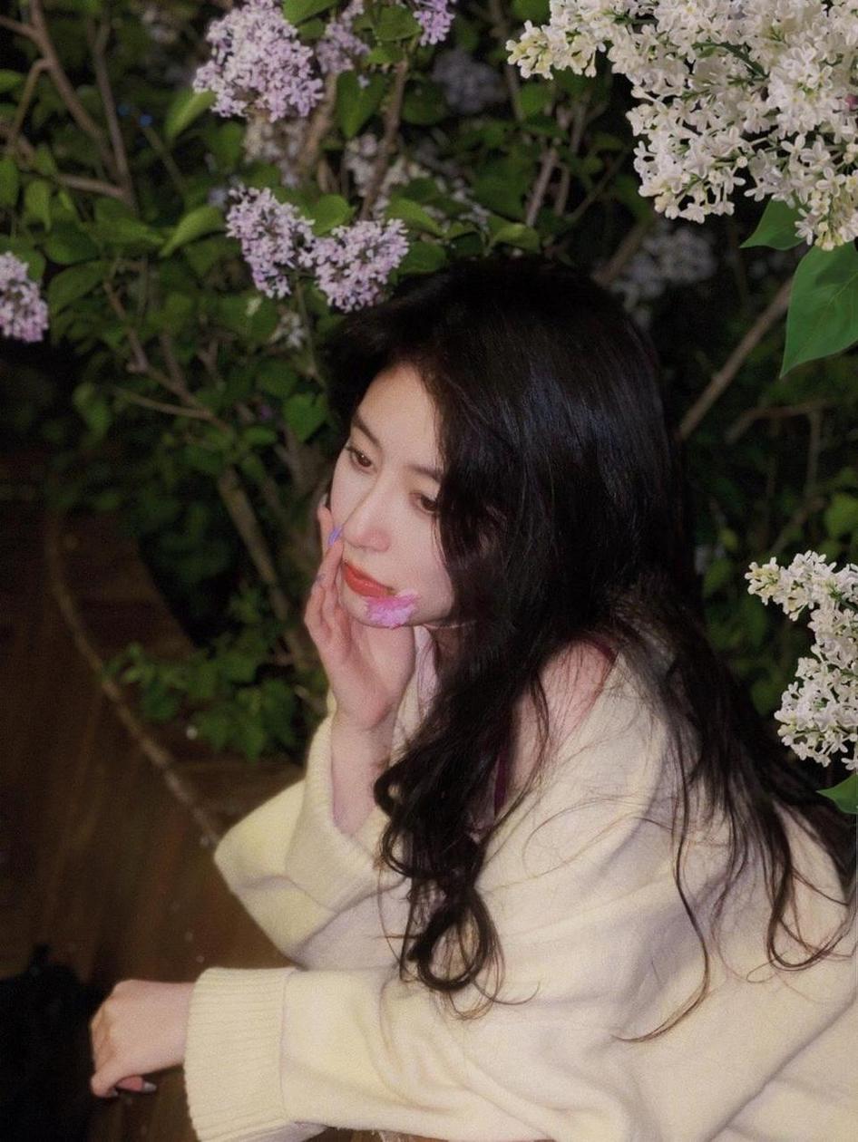 红兜兜白银81的图包分享，让你尽享美图之美。