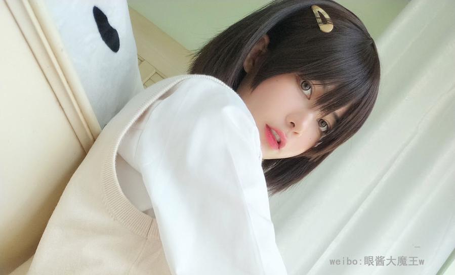 眼酱大魔王油光摄影实拍，美妙瞬间留影