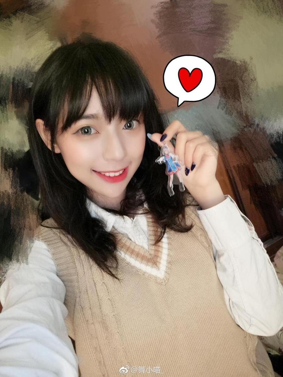 舞小喵cos女王：最新作品分享