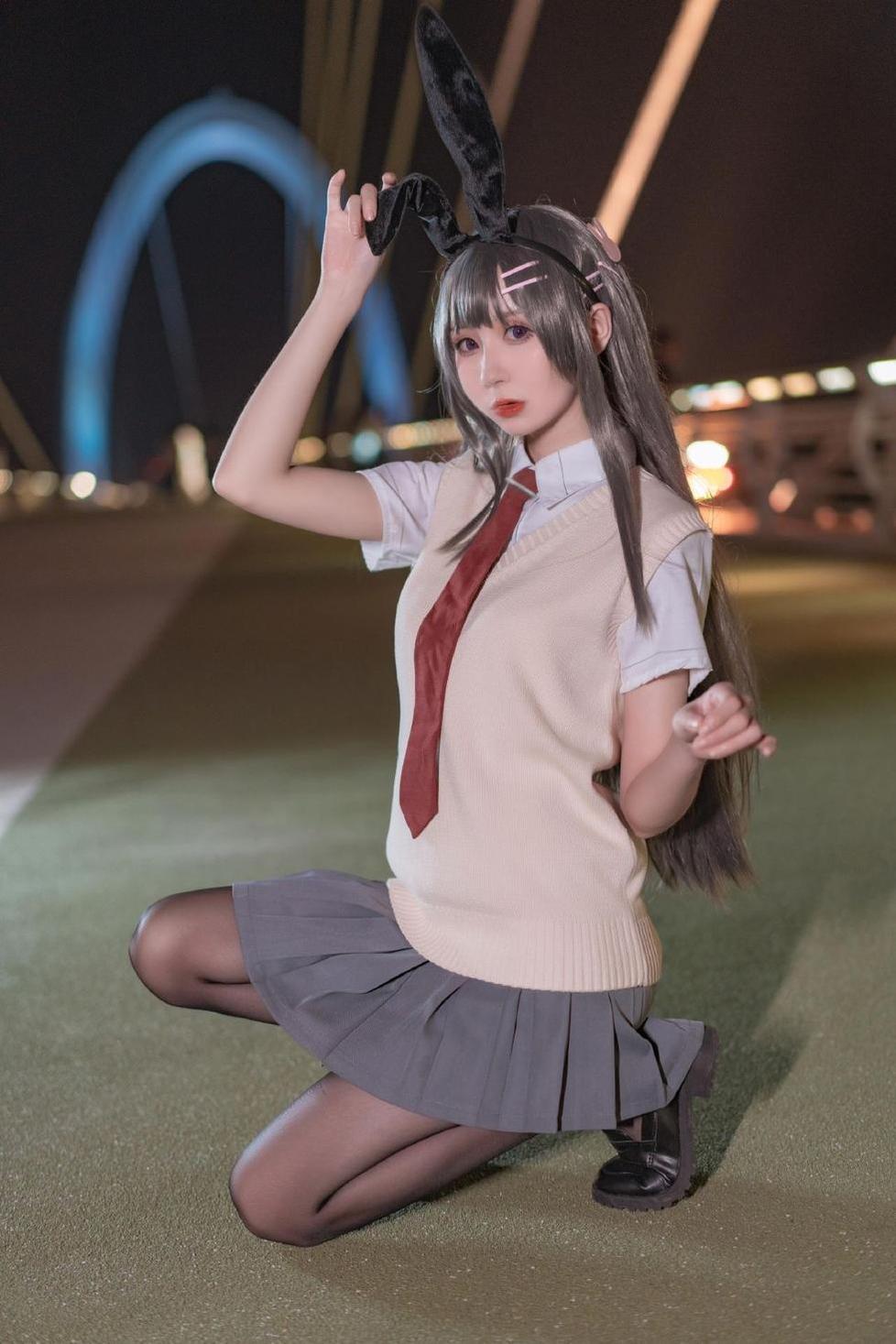 纯白天使西园寺南歌地铁，让我着迷