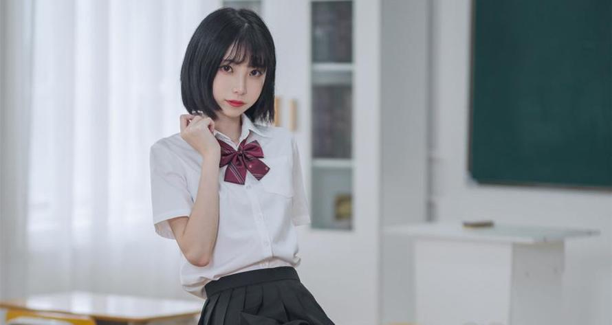 摄影师镜头下的许岚lan索迹，美得超然寻常