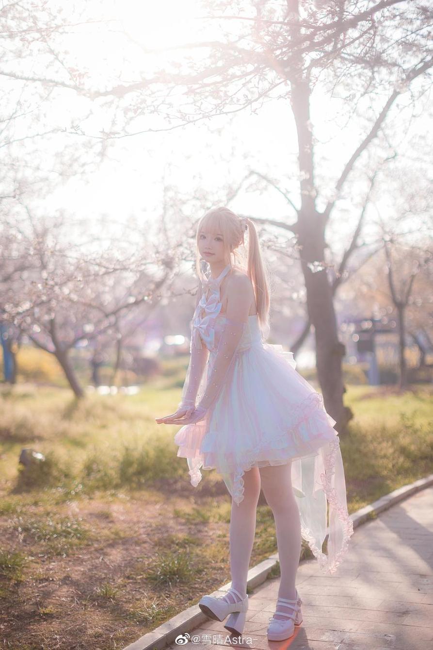 精选美图！与雪晴astra修女感受不一样的cos体验