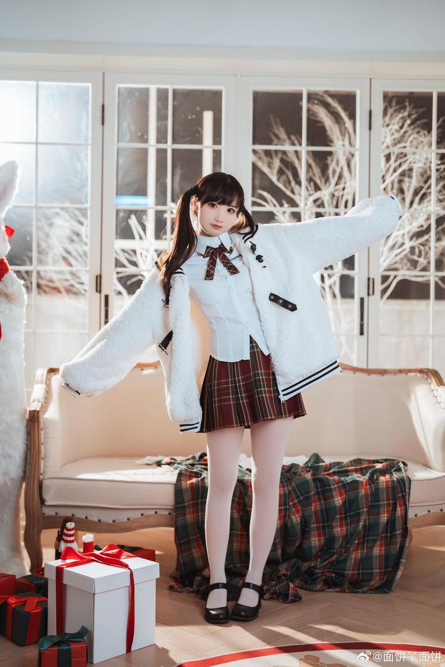 不得不看！面饼仙儿年龄cos更新，更多惊喜等你发现